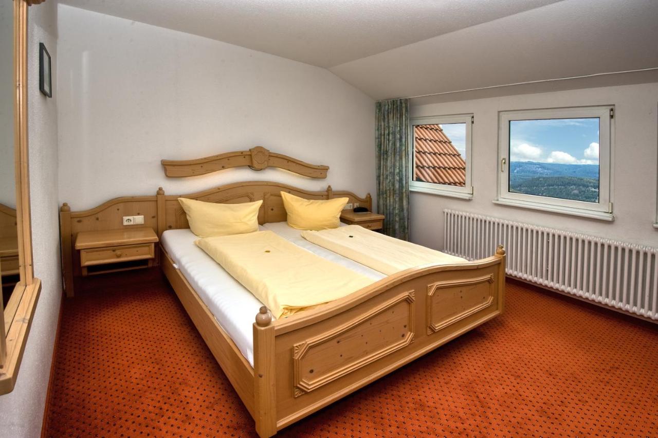 JUFA Hotel Schwarzwald Lenzkirch Exterior foto